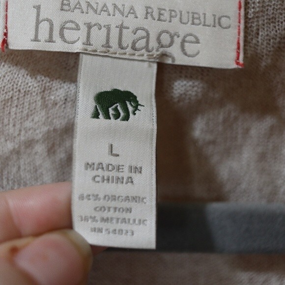 Banana Republic Heritage Beaded Gauze Vneck Low Cut Top LG - Picture 13 of 15